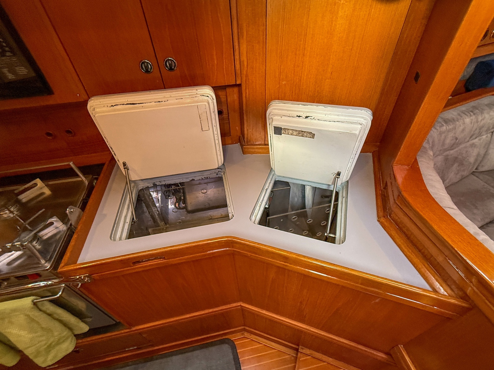 1990 Baltic 52