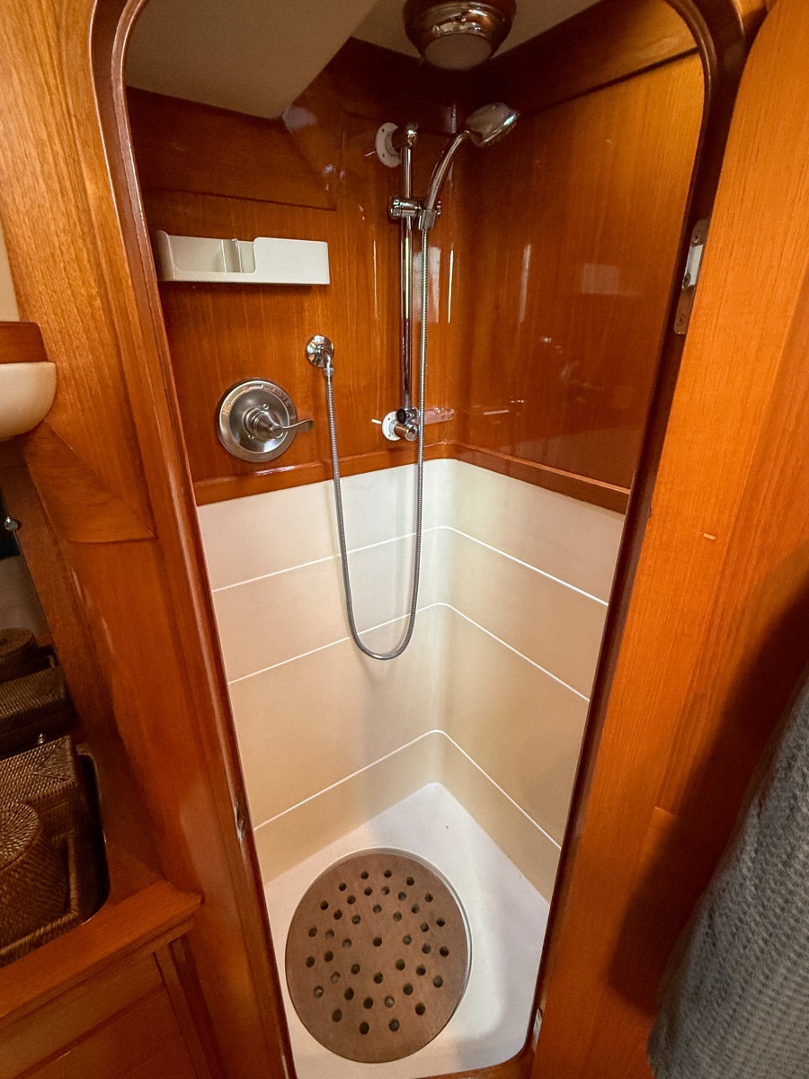 1990 Baltic 52