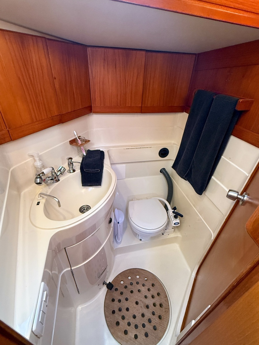 1990 Baltic 52