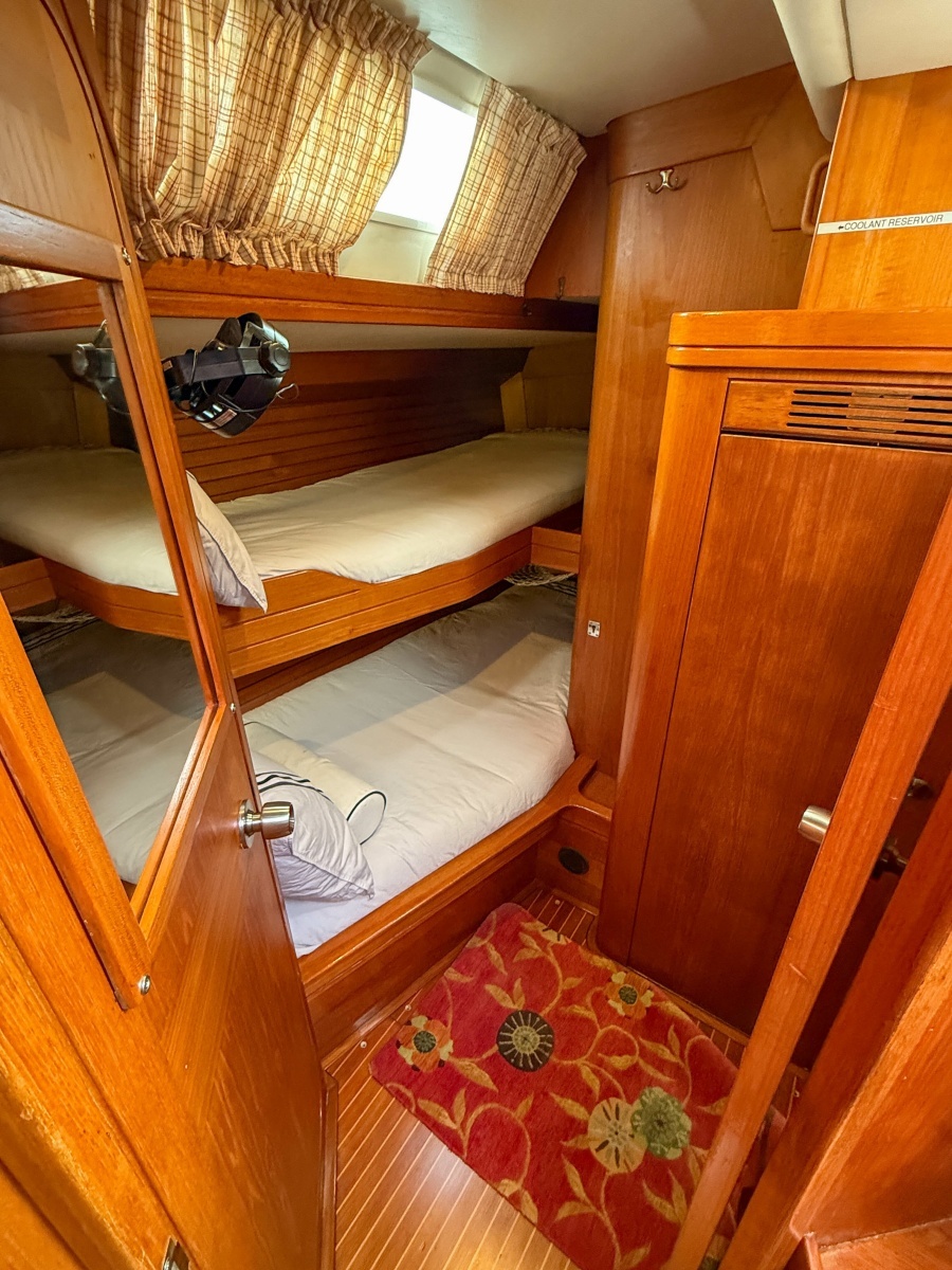 1990 Baltic 52