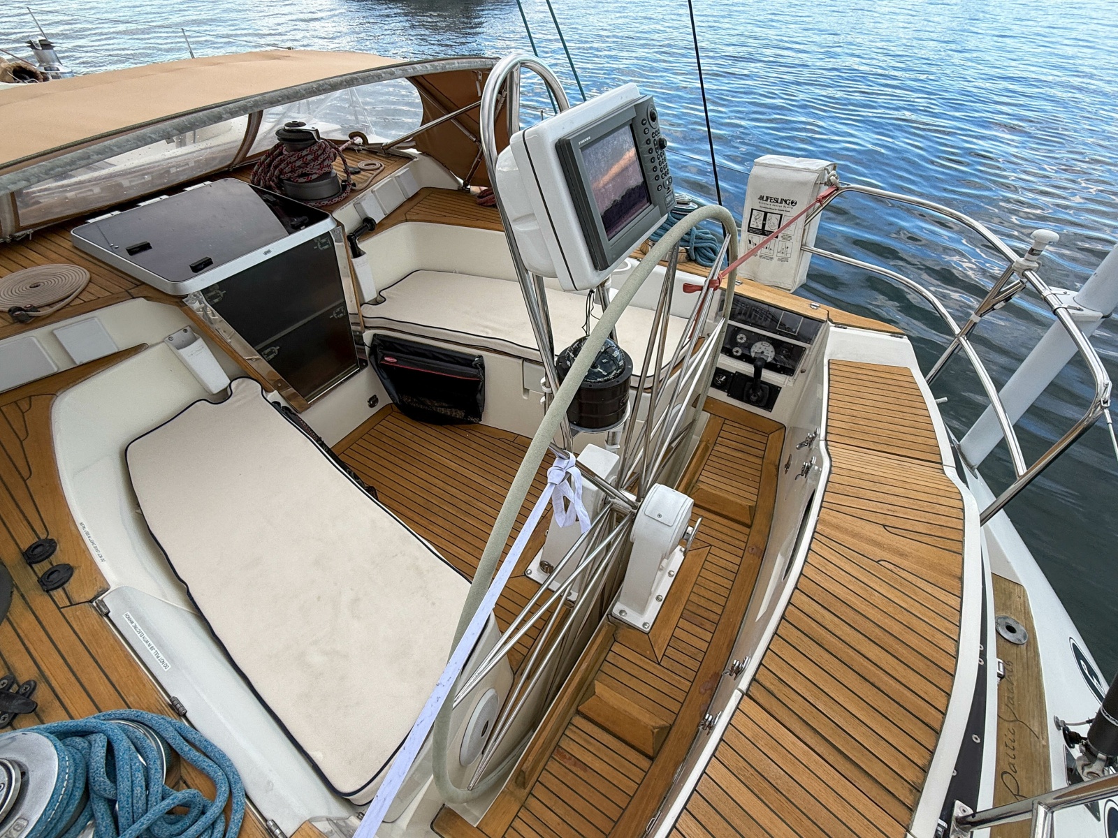 1990 Baltic 52