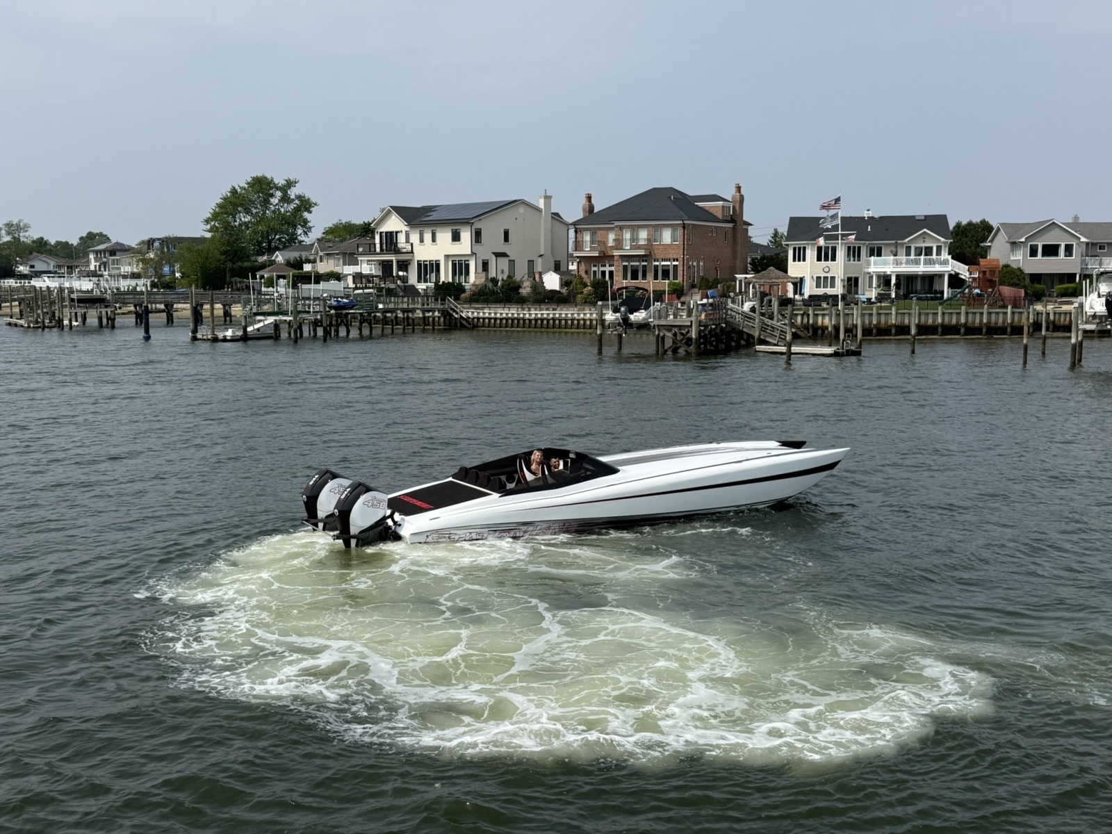 36ft Statement Yacht For Sale