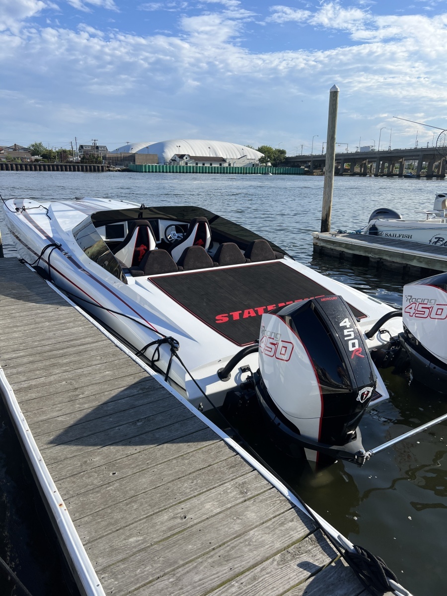 36ft Statement Yacht For Sale