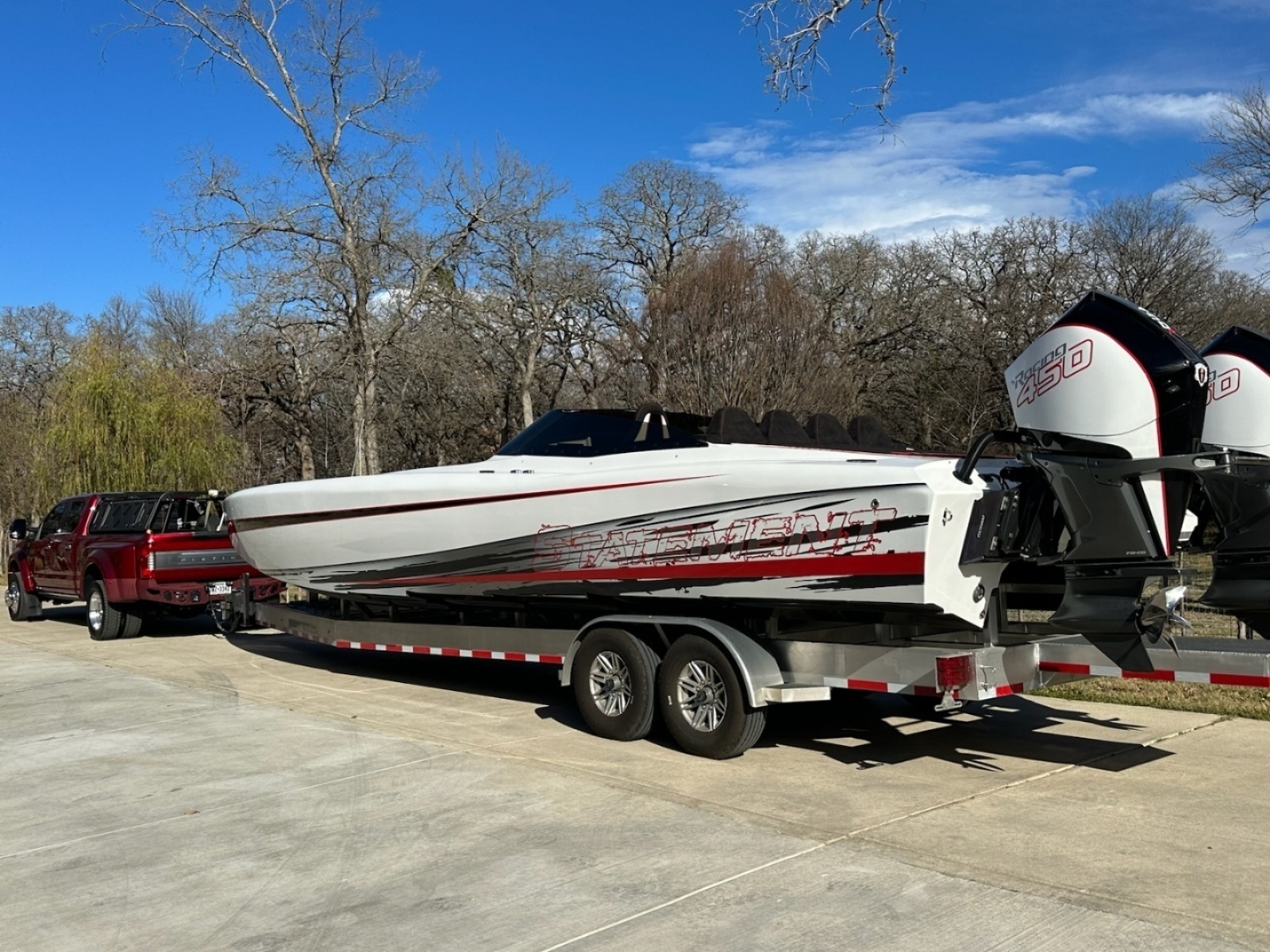 36ft Statement Yacht For Sale