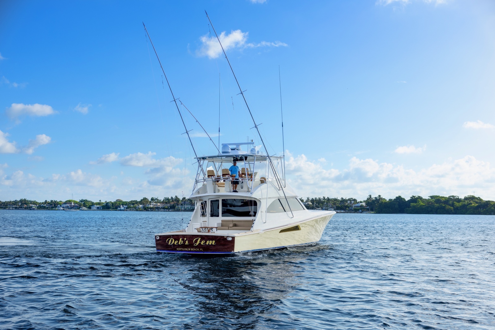 Viking 60 DEBS JEM - Starboard Aft Profile