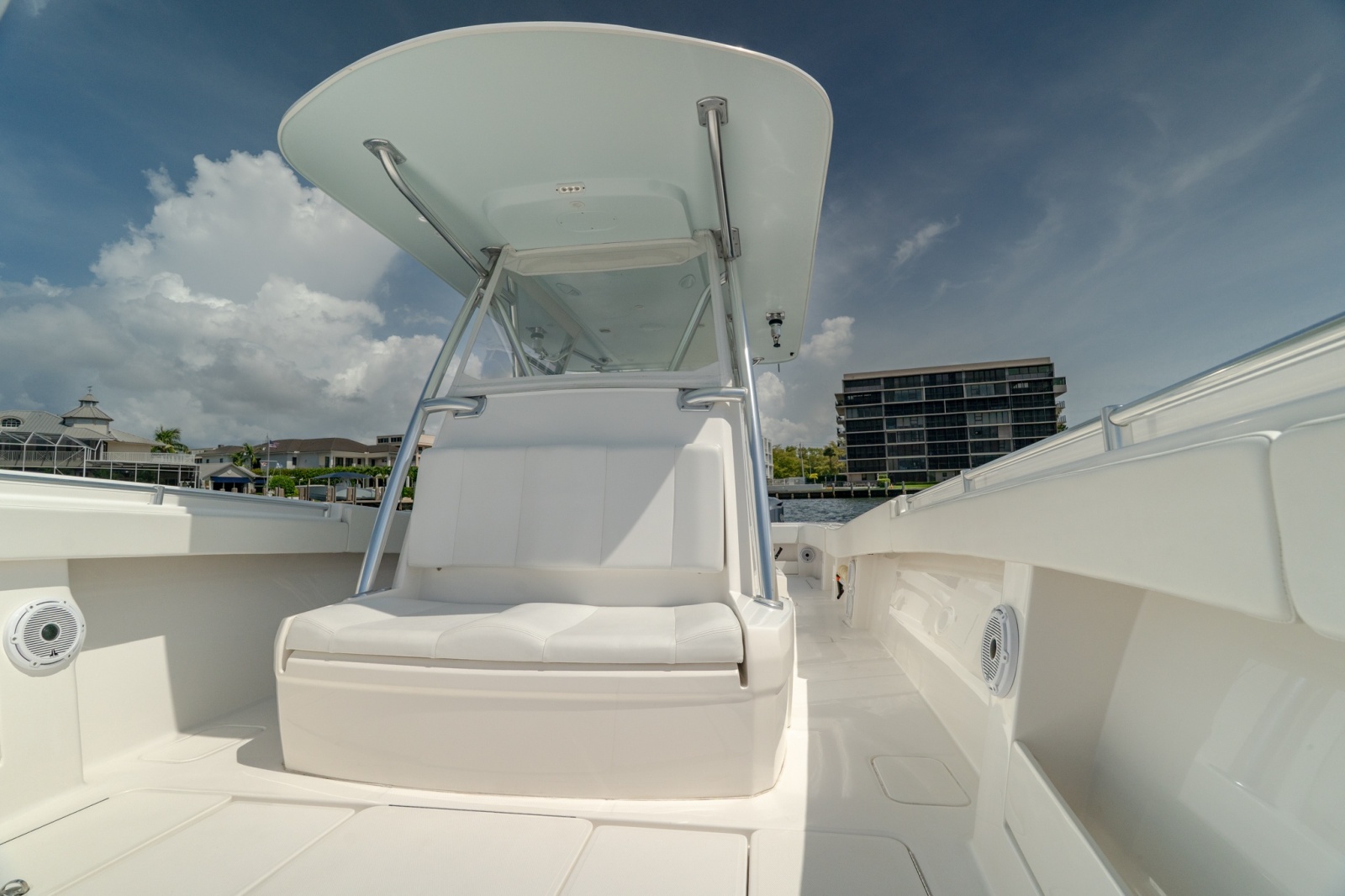 2017 Invincible 39 Open Fisherman