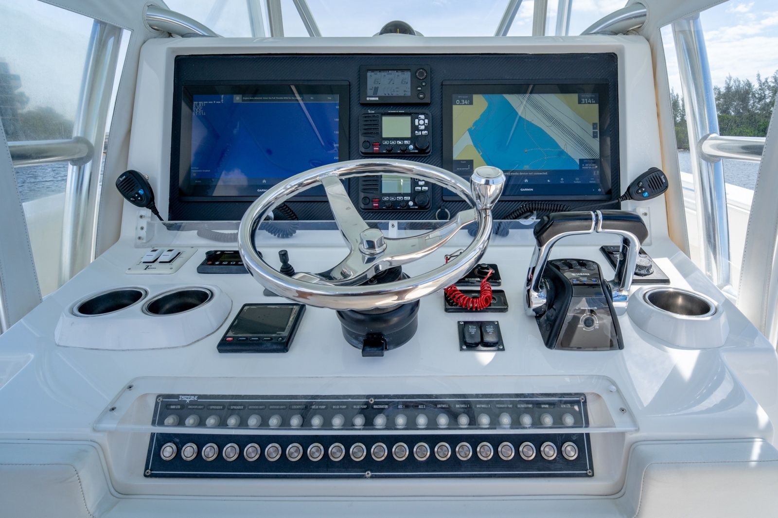 39ft Invincible Yacht For Sale