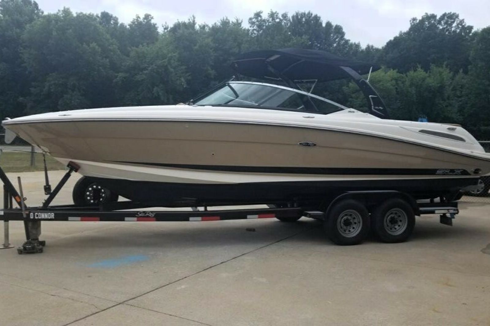 27ft Sea Ray Yacht For Sale