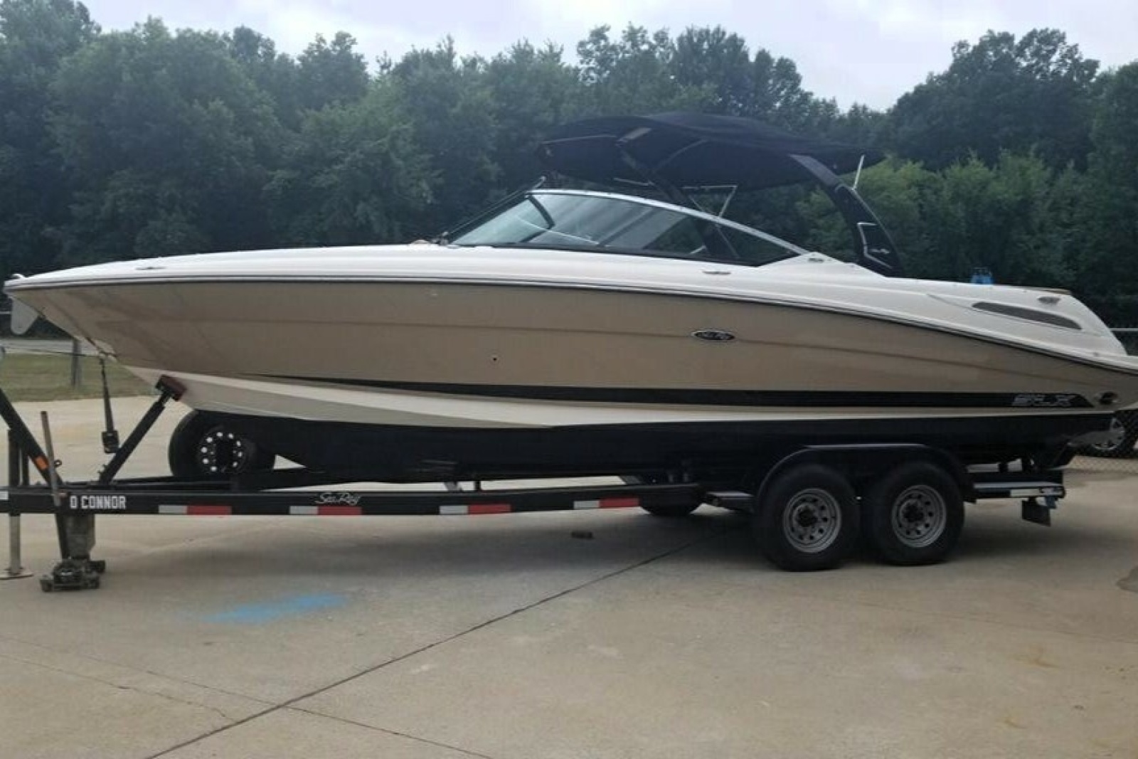 27ft Sea Ray Yacht For Sale