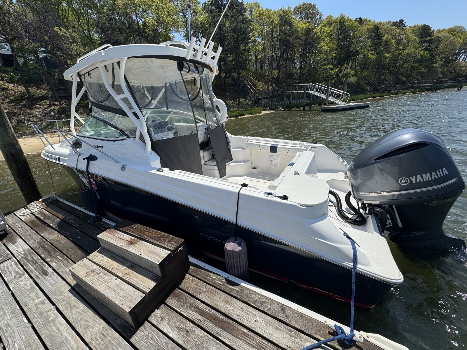 25ft Wellcraft Yacht For Sale
