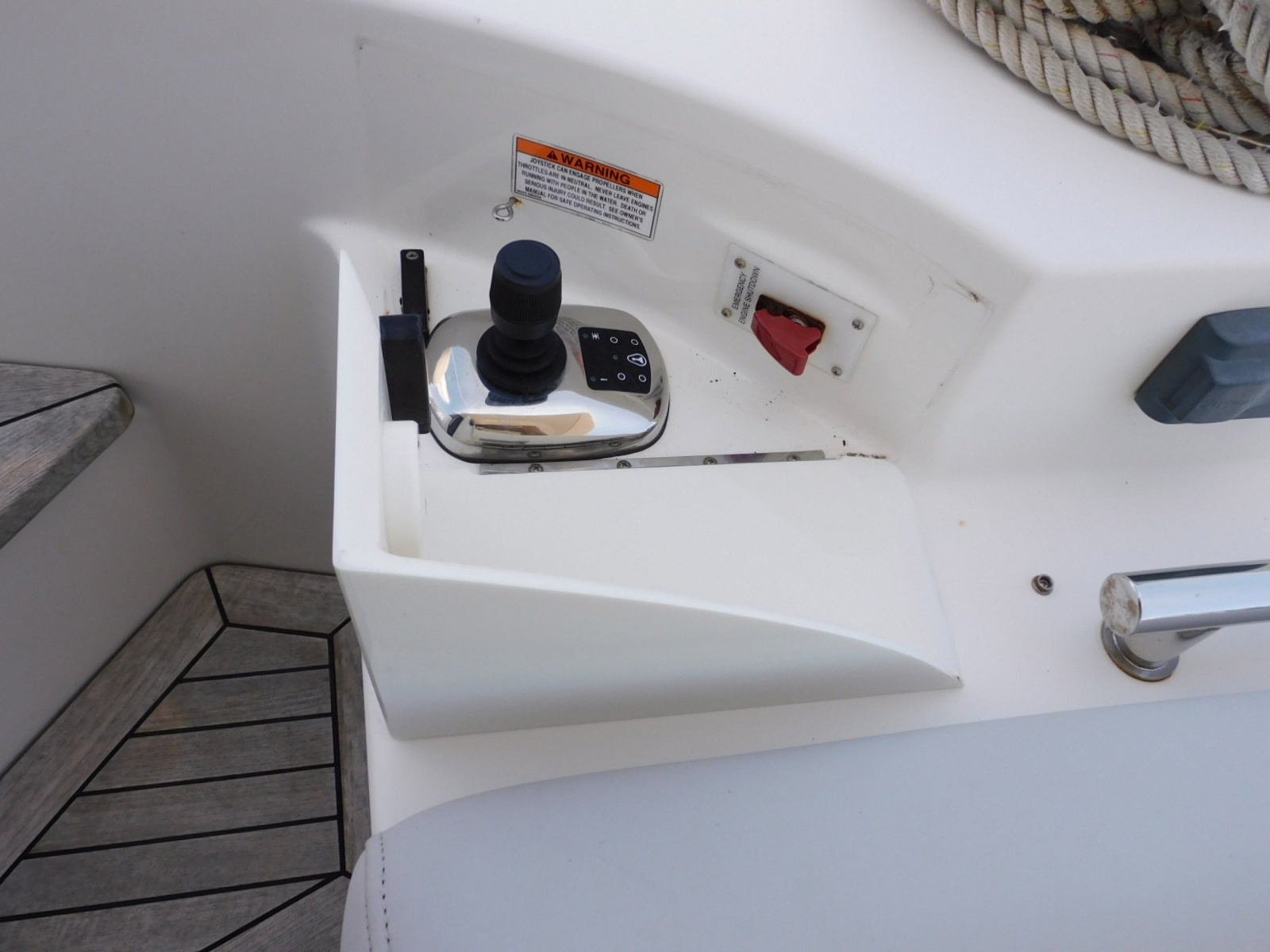 2019 Sea Ray 550L