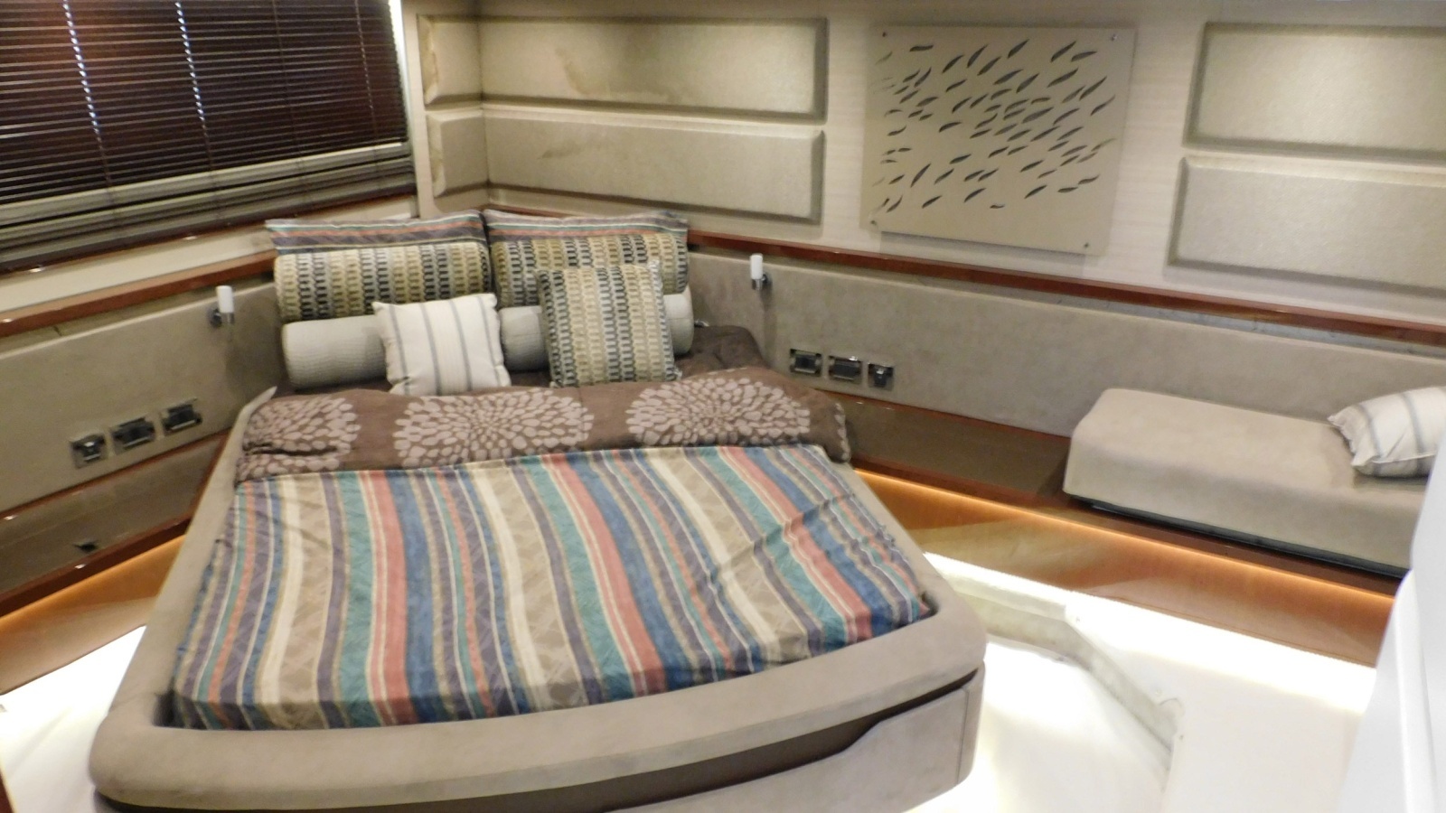 2019 Sea Ray 550L