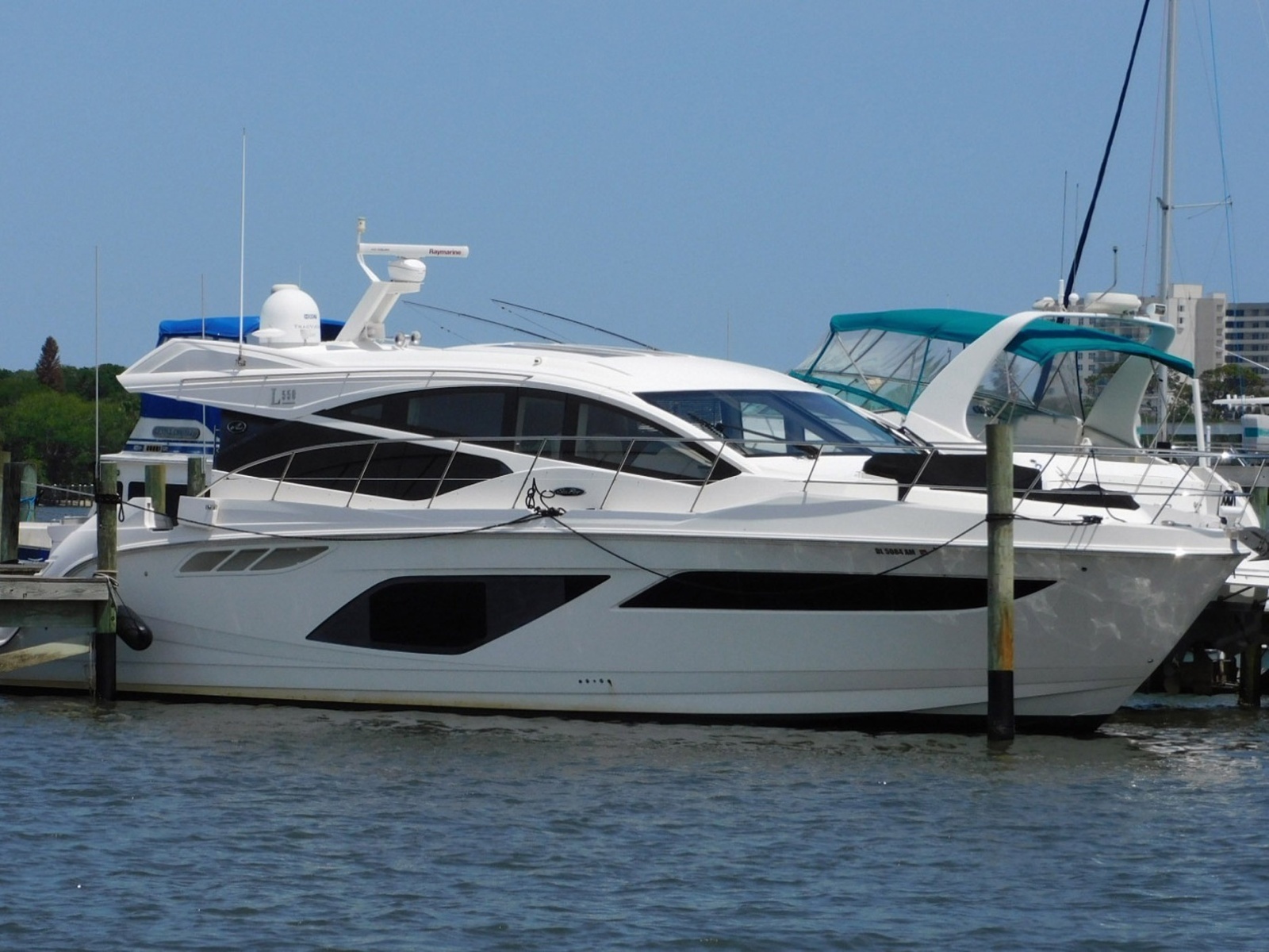 2019 Sea Ray 550L