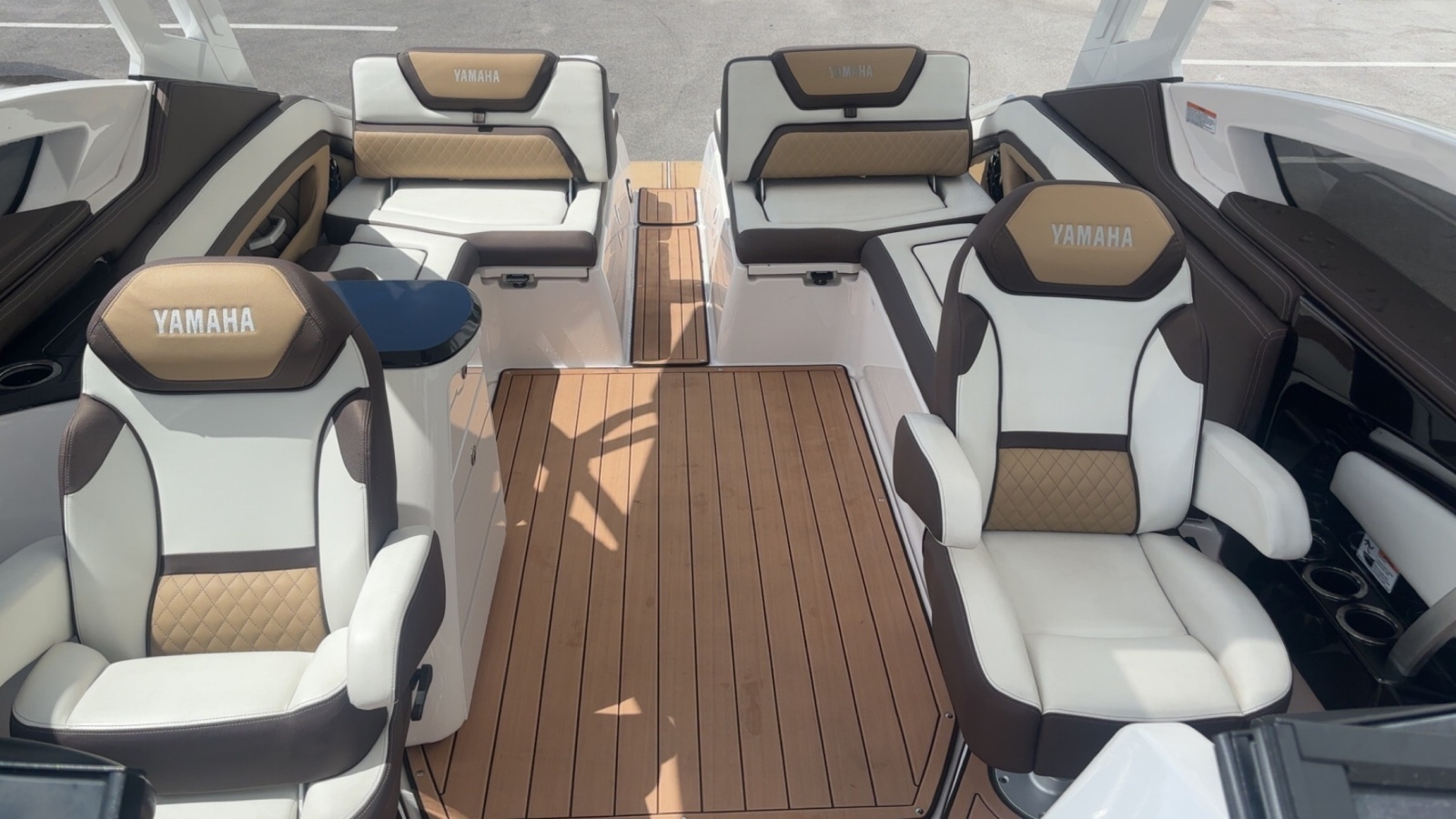27ft Yamaha Boats Yacht For Sale