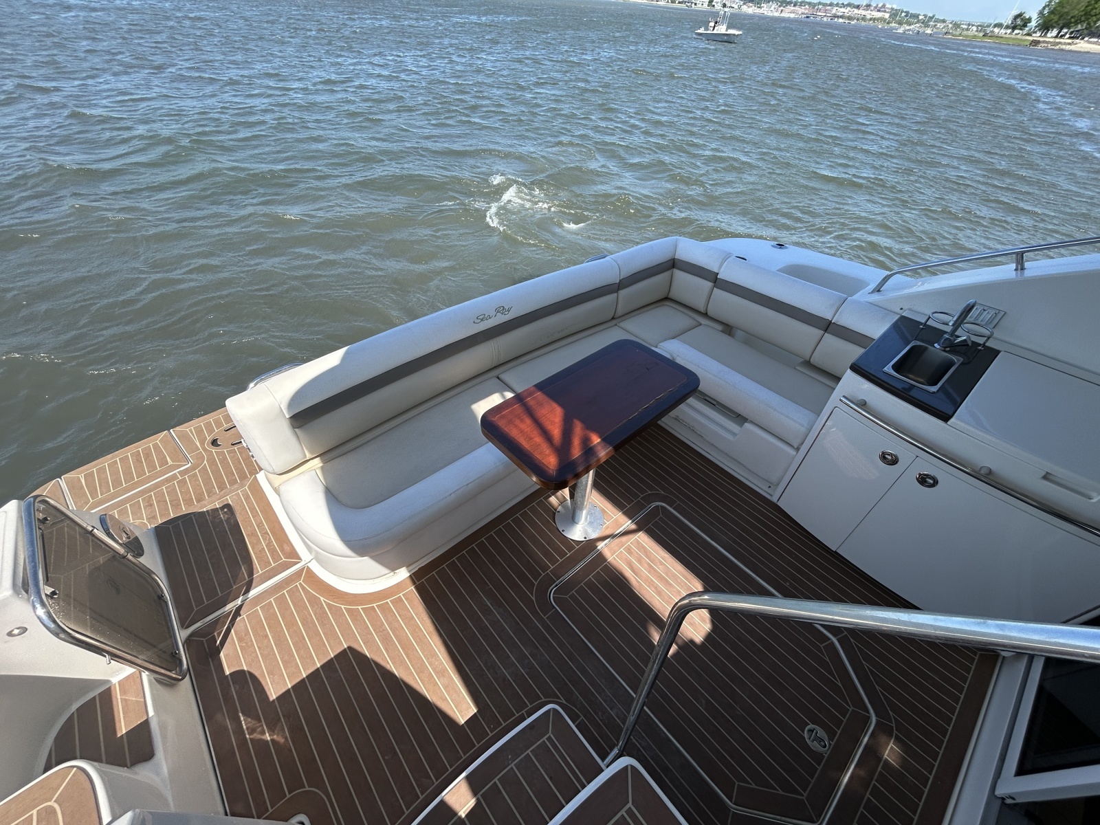 2012 Sea Ray 450 Sedan Bridge
