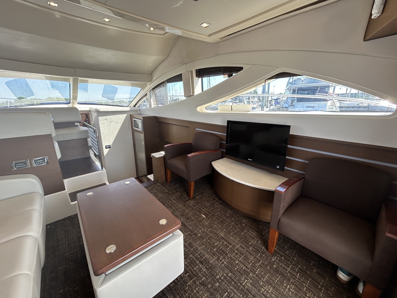 2012 Sea Ray 450 Sedan Bridge