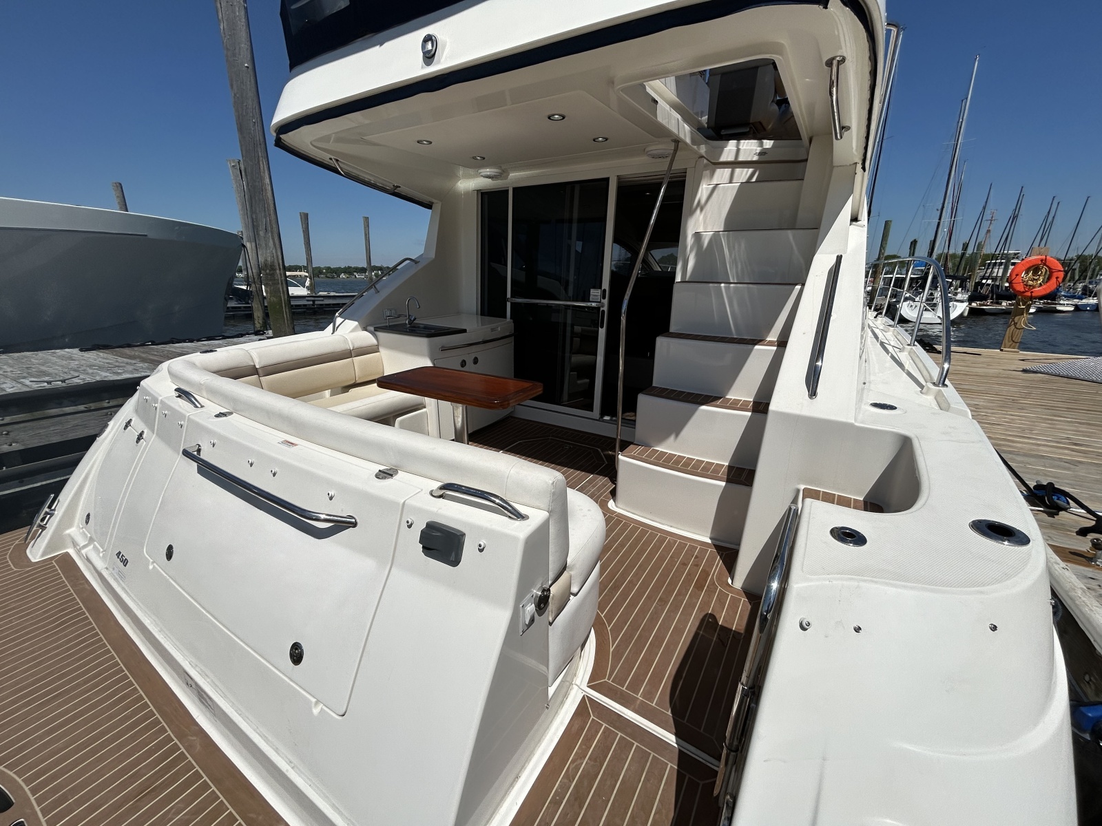 2012 Sea Ray 450 Sedan Bridge