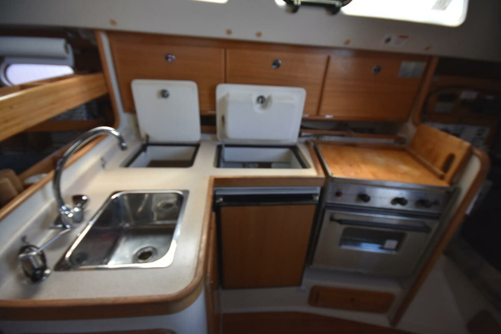 Mezzaluna 31ft Catalina Yacht For Sale