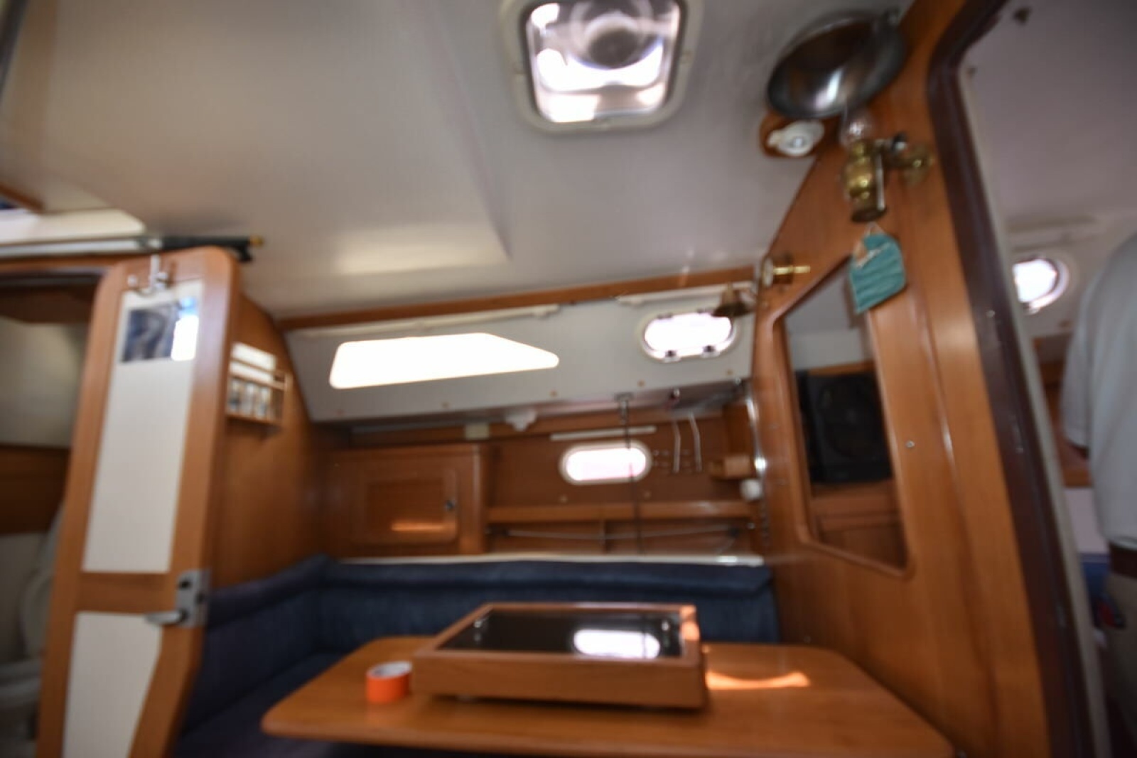 Mezzaluna 31ft Catalina Yacht For Sale