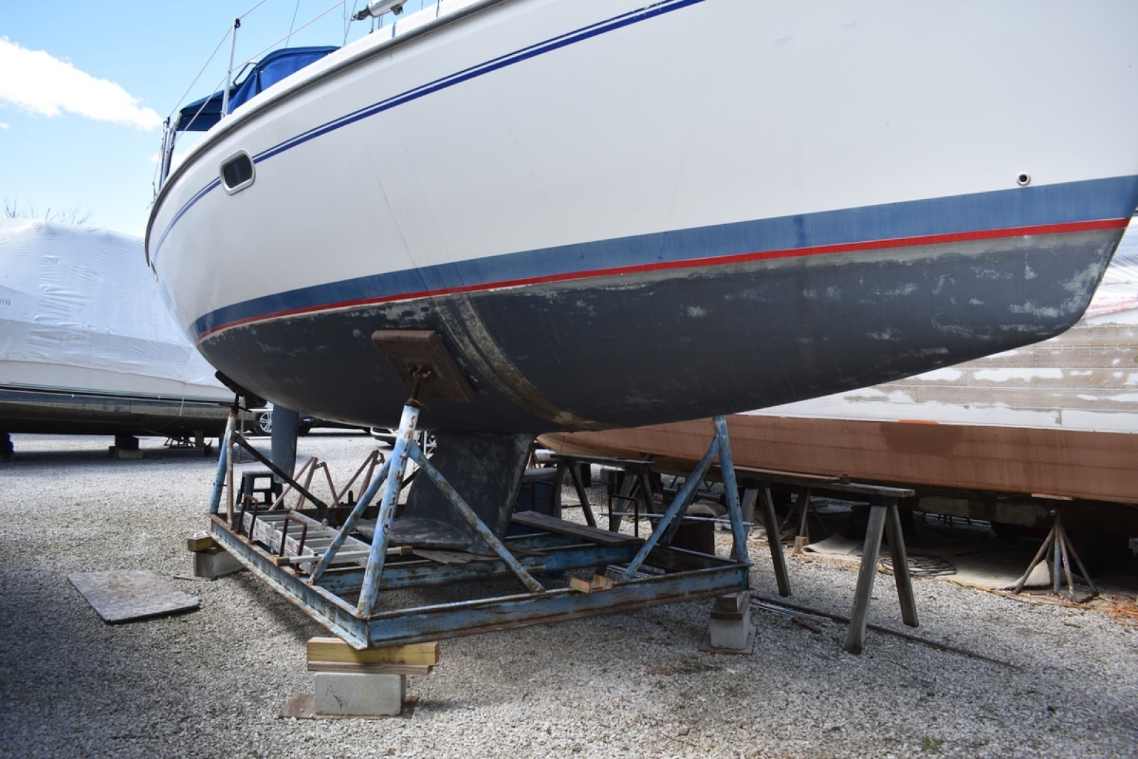 Mezzaluna 31ft Catalina Yacht For Sale