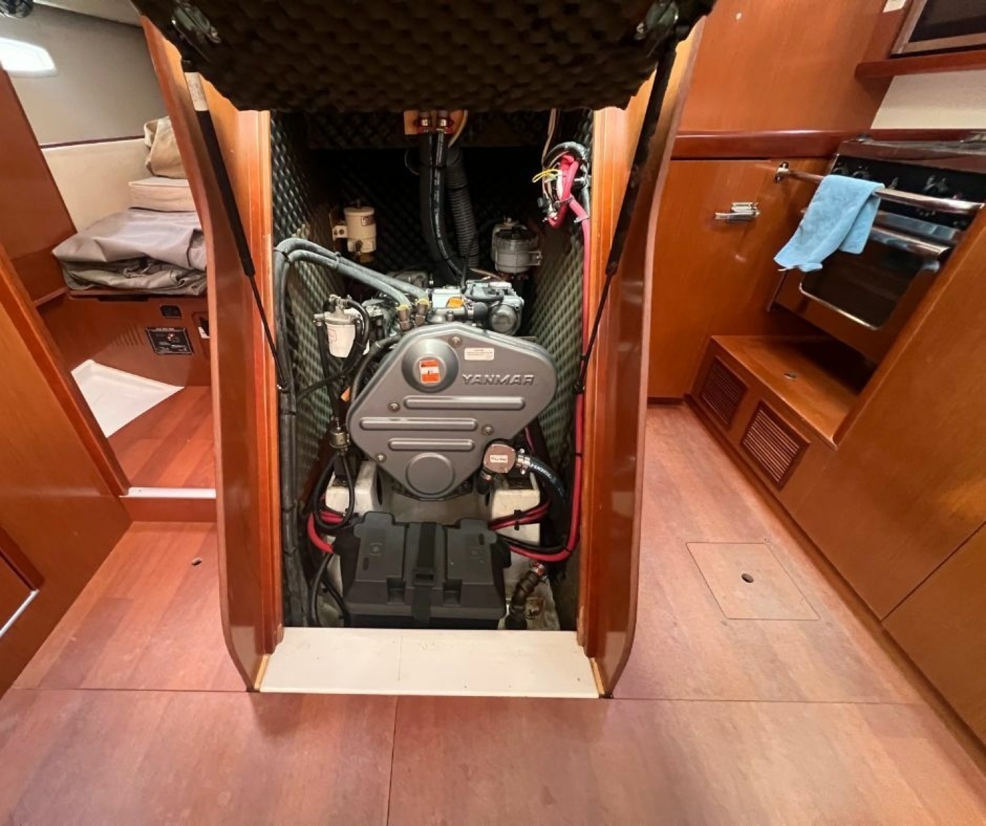 2011 Beneteau Oceanis 40