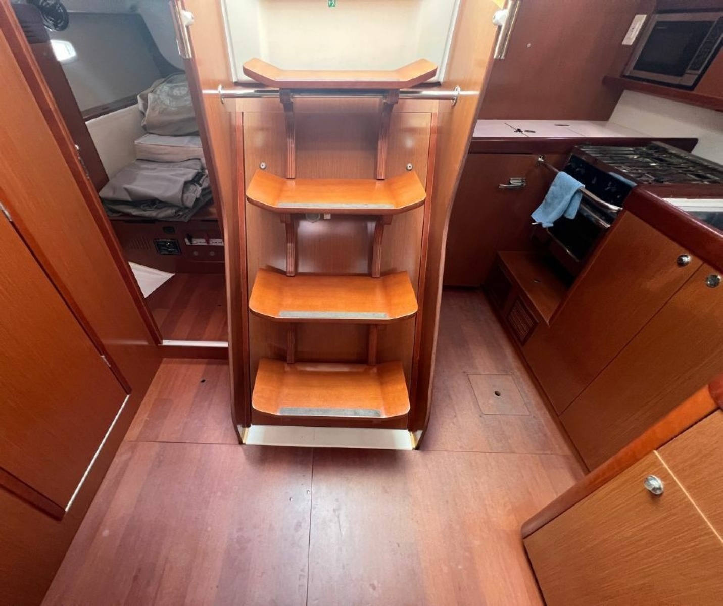 2011 Beneteau Oceanis 40