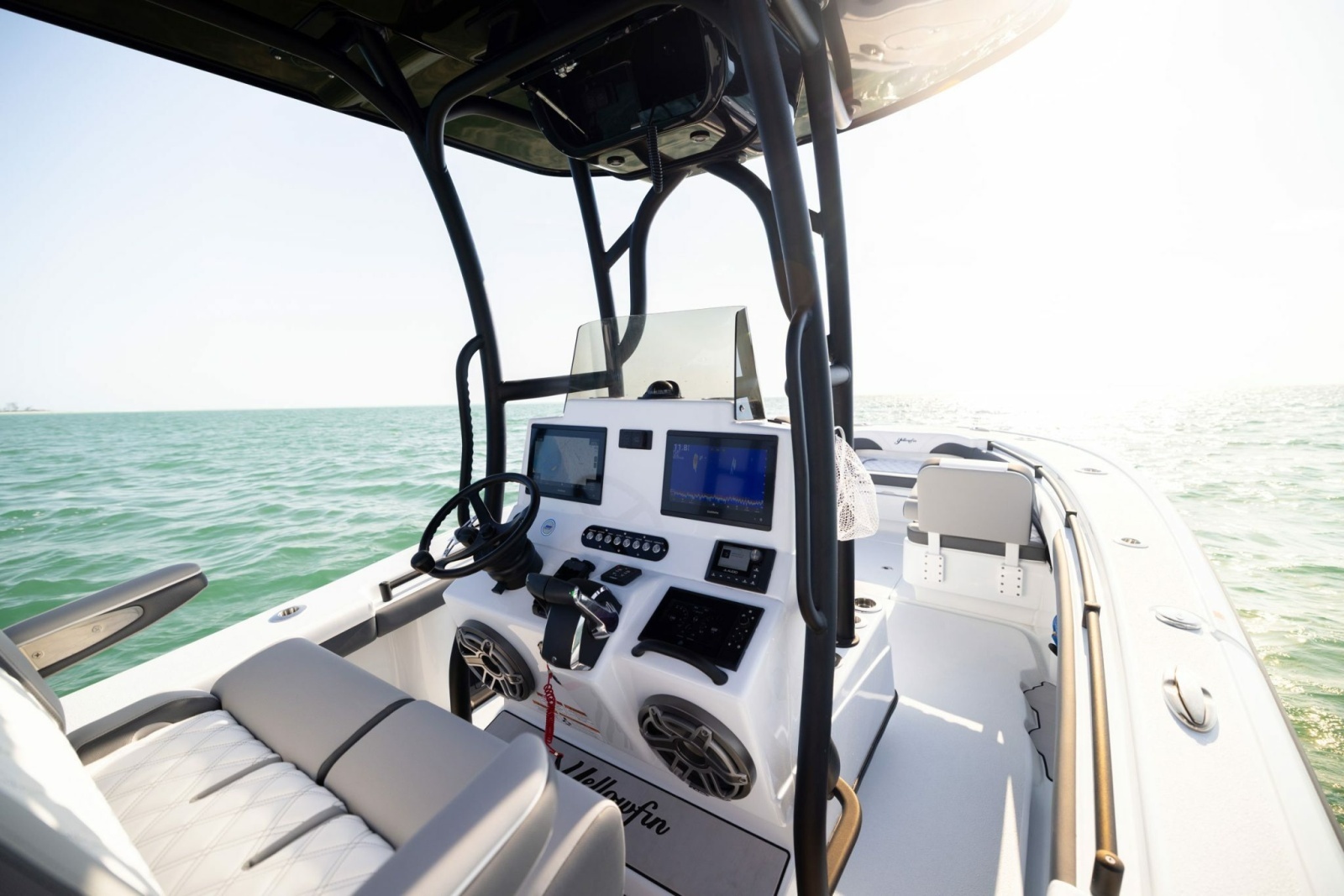 Yellowfin 26 Hybrid
