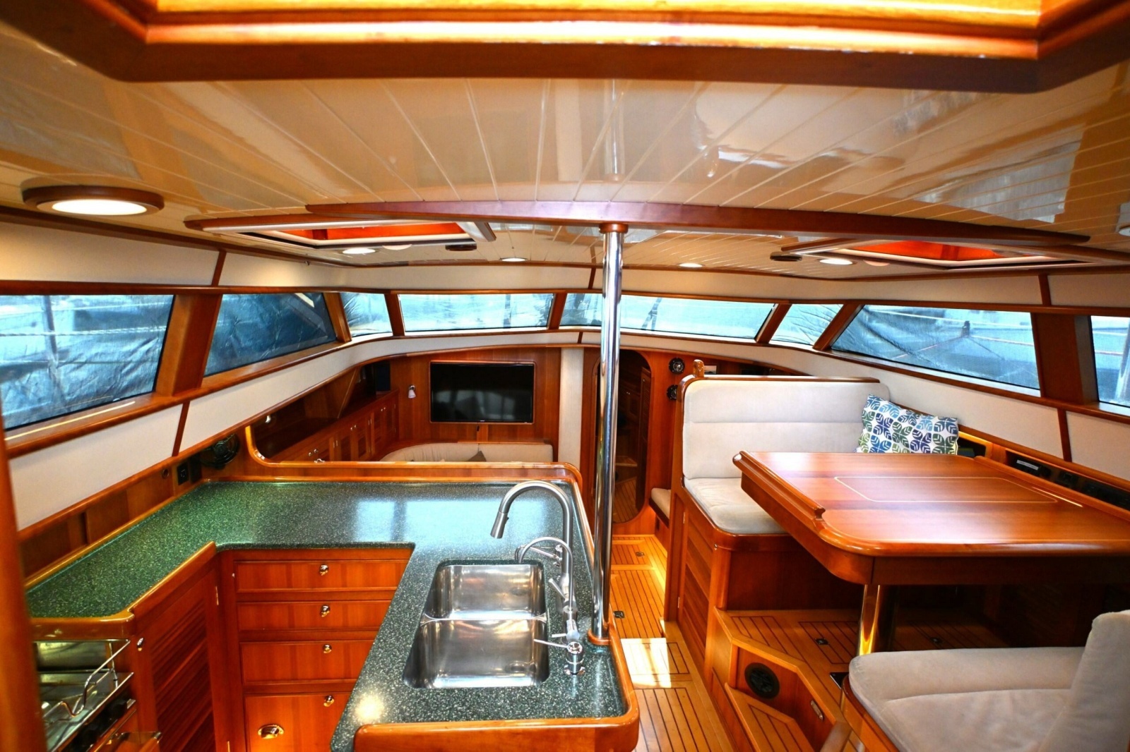 2006 Waterline 50
