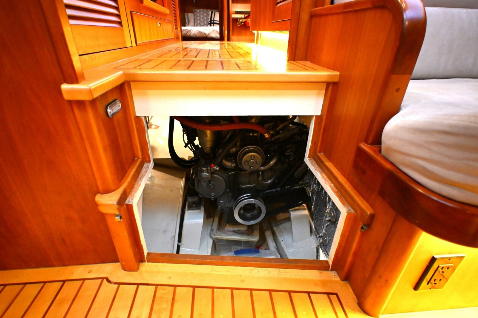 2006 Waterline 50