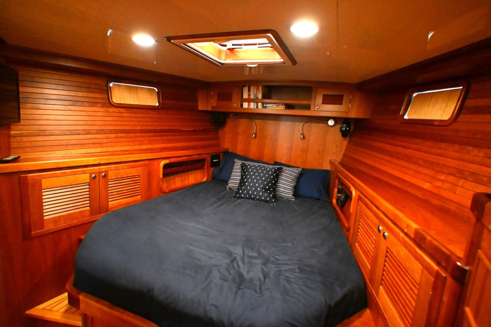 2006 Waterline 50