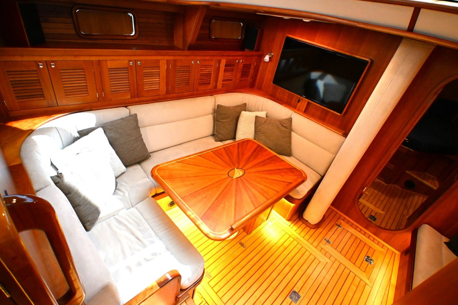 2006 Waterline 50