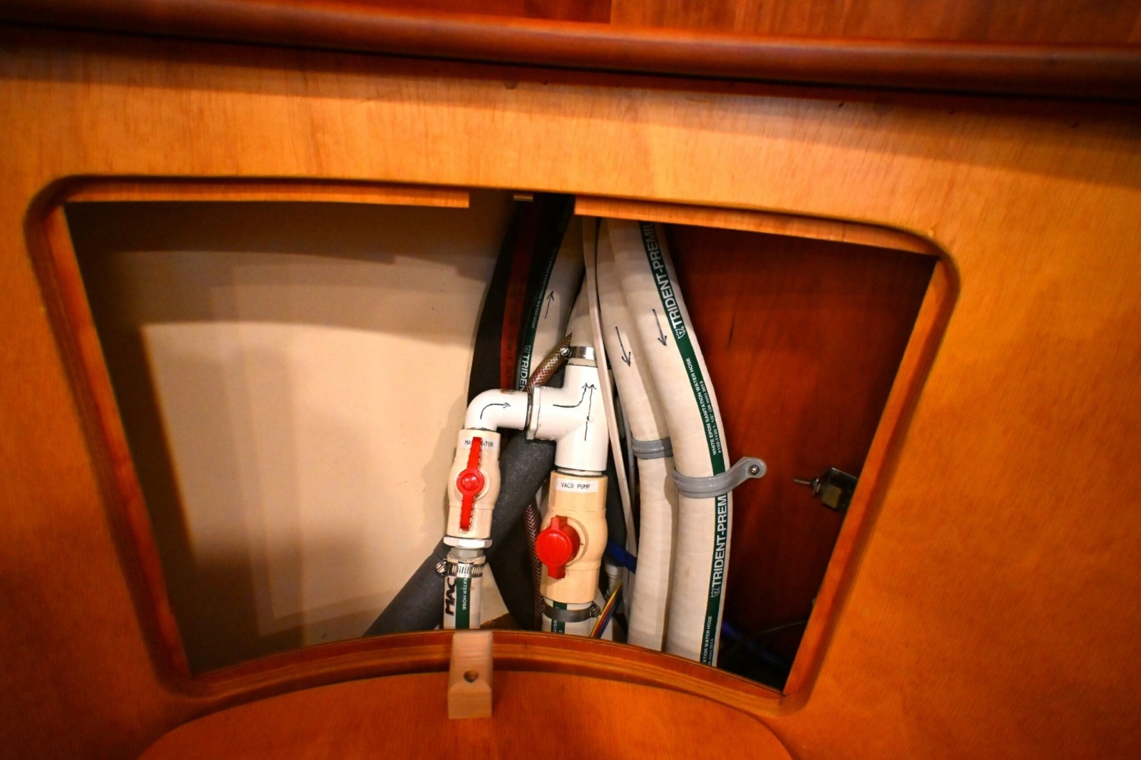 2006 Waterline 50