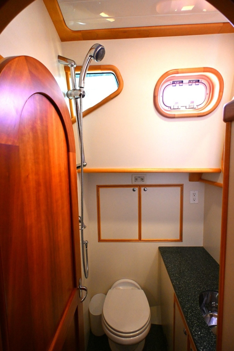 2006 Waterline 50