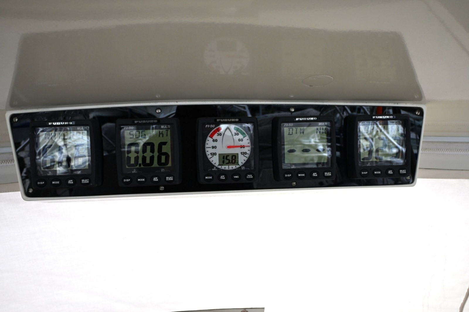 2006 Waterline 50