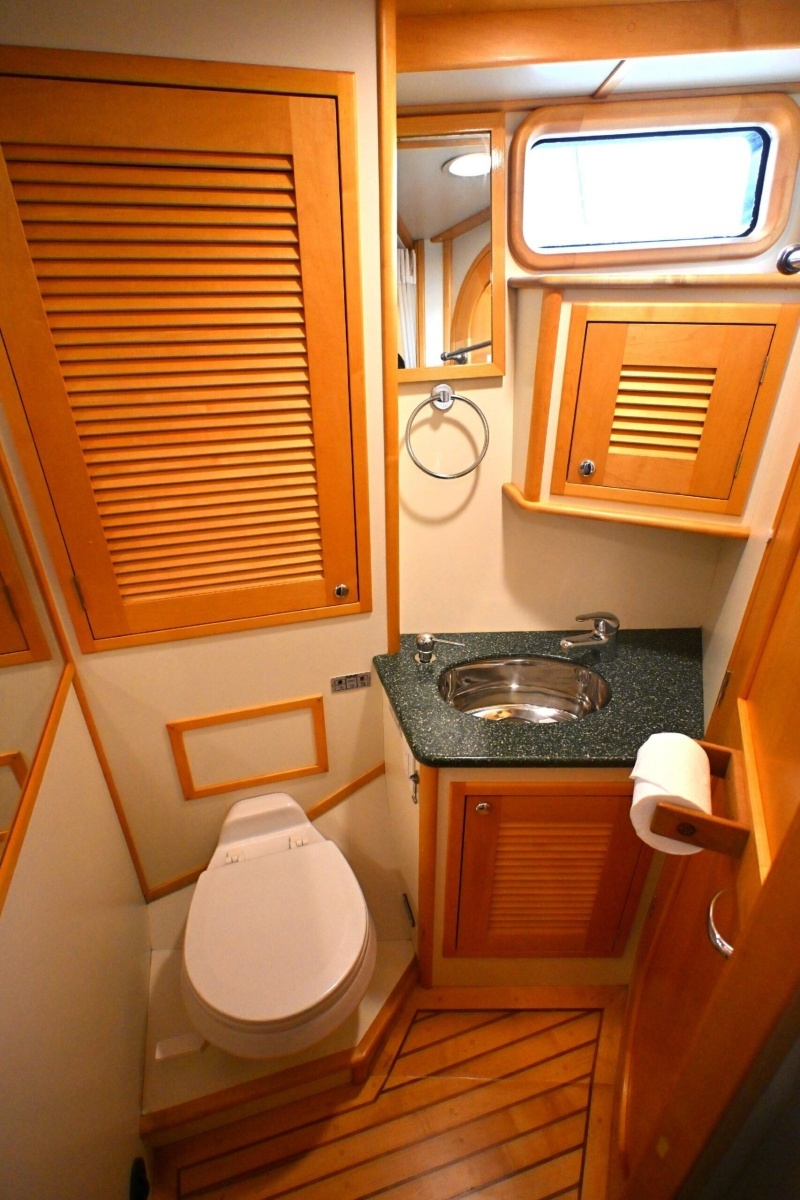 2006 Waterline 50