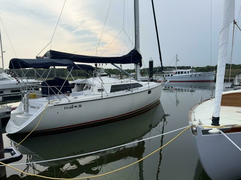 1991 Hunter 36 Vision