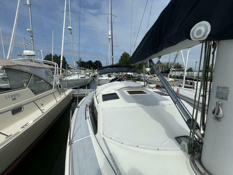 1991 Hunter 36 Vision