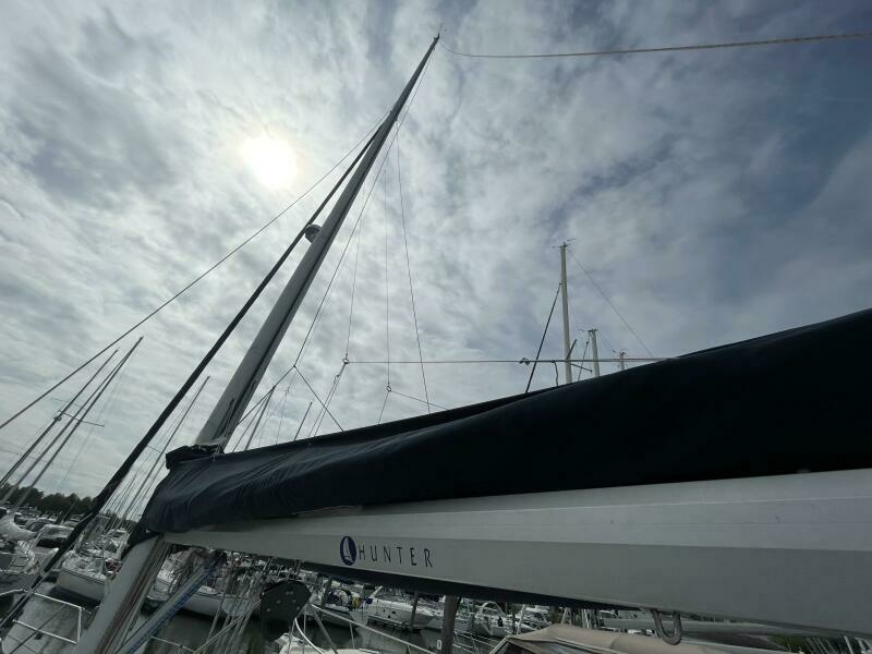 1991 Hunter 36 Vision
