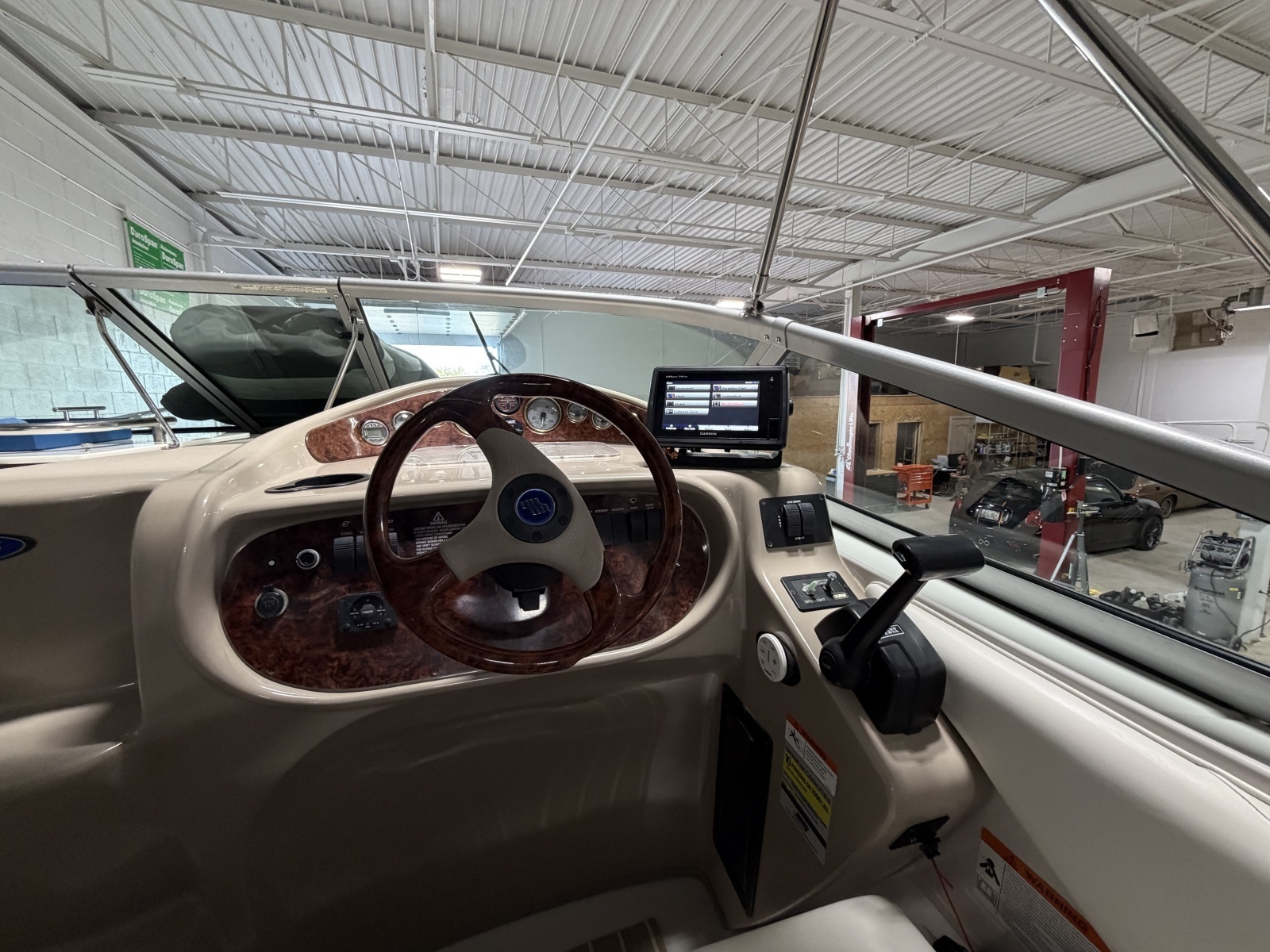 2005 Four Winns 268 Vista