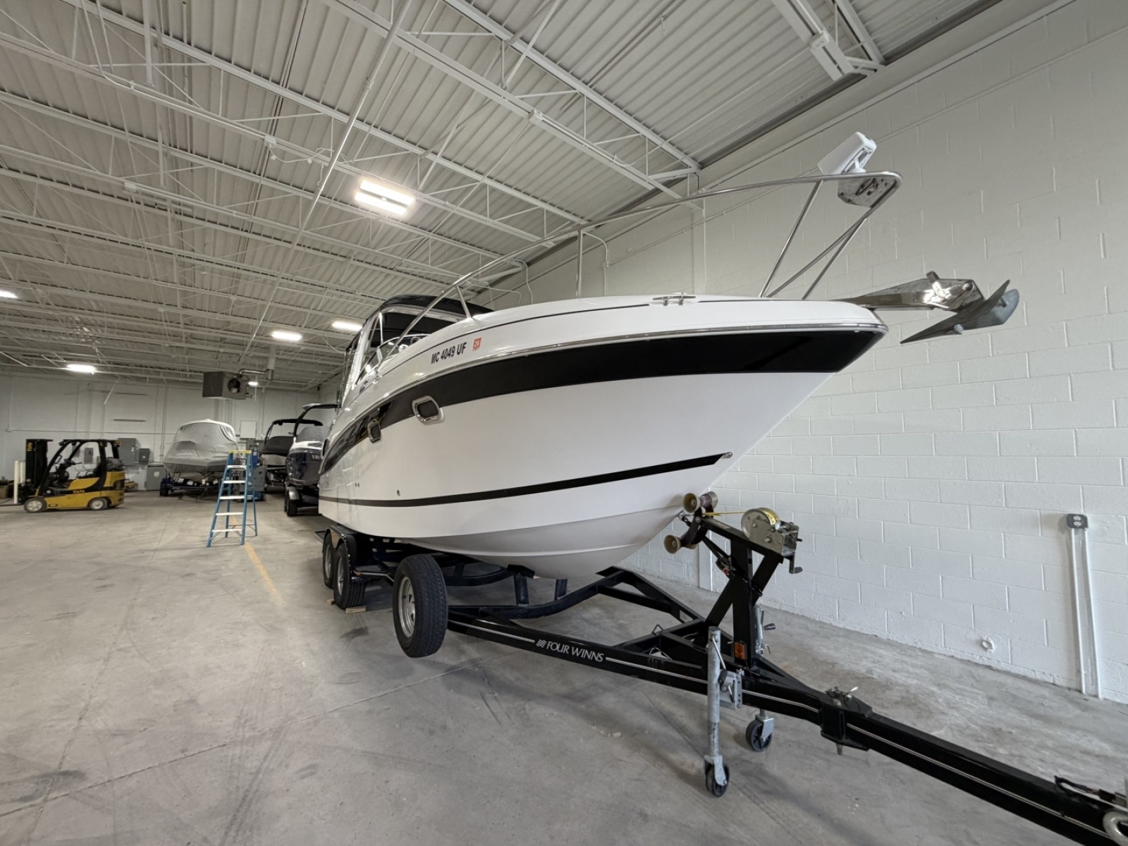 2005 Four Winns 268 Vista