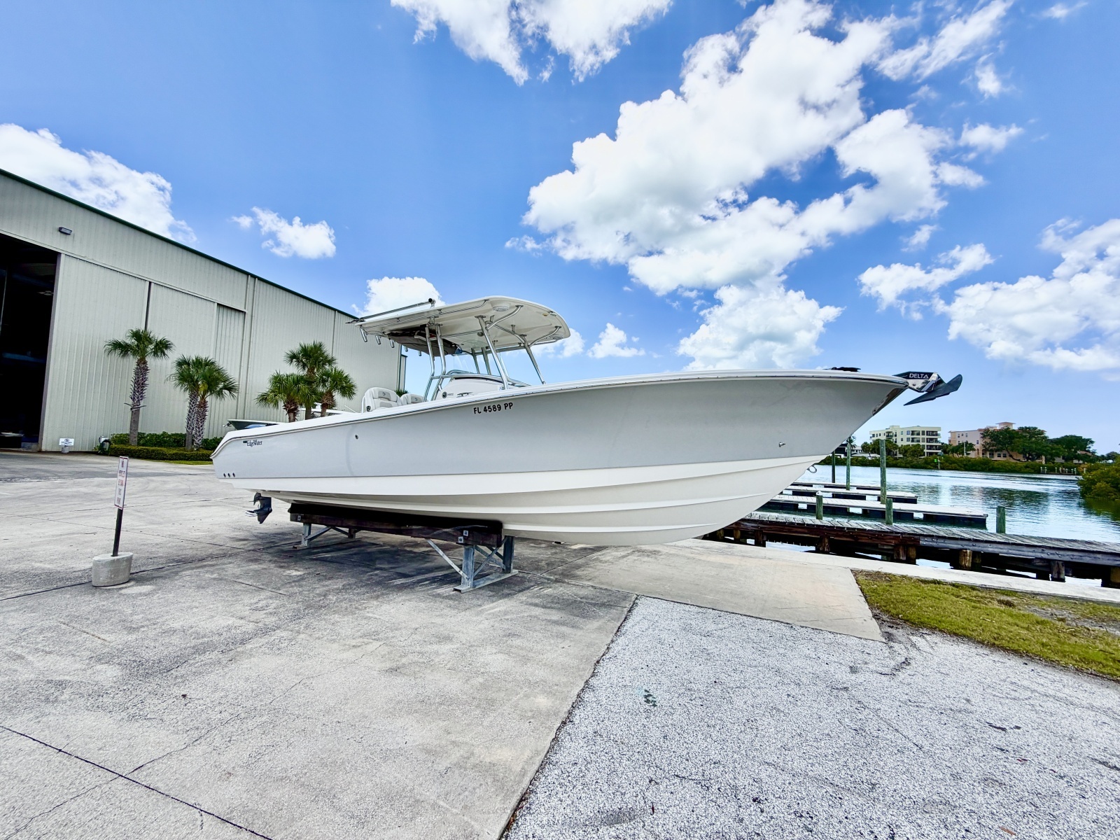 30ft Edgewater Yacht For Sale