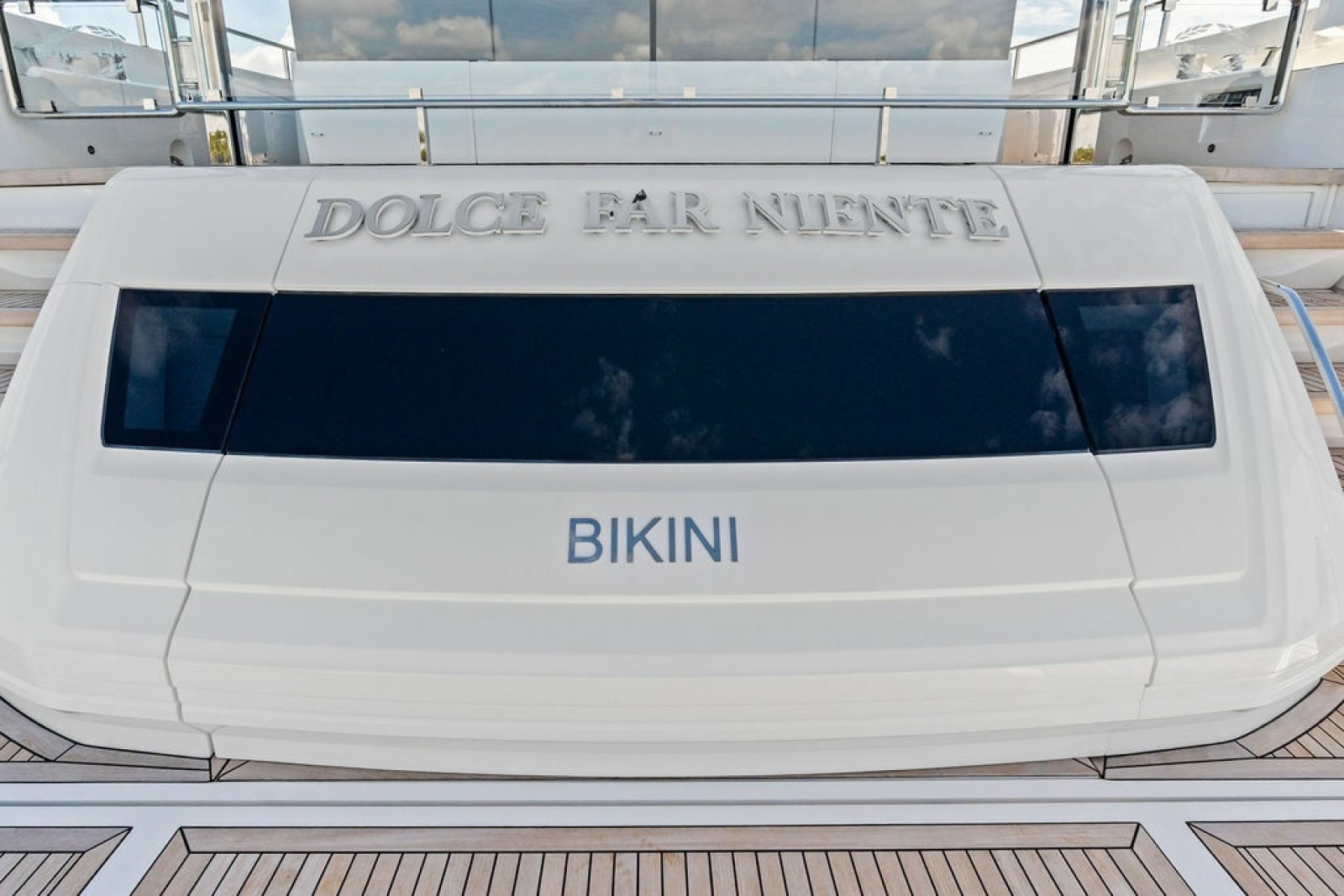 2026 Sunseeker 88 Yacht