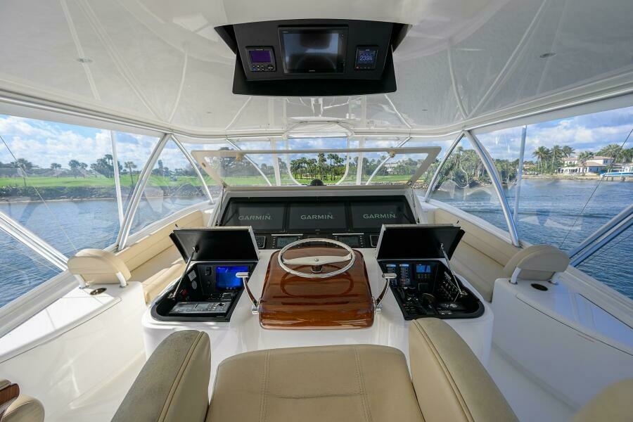 Viking 80 - LAMPLIGHTER - Flybridge