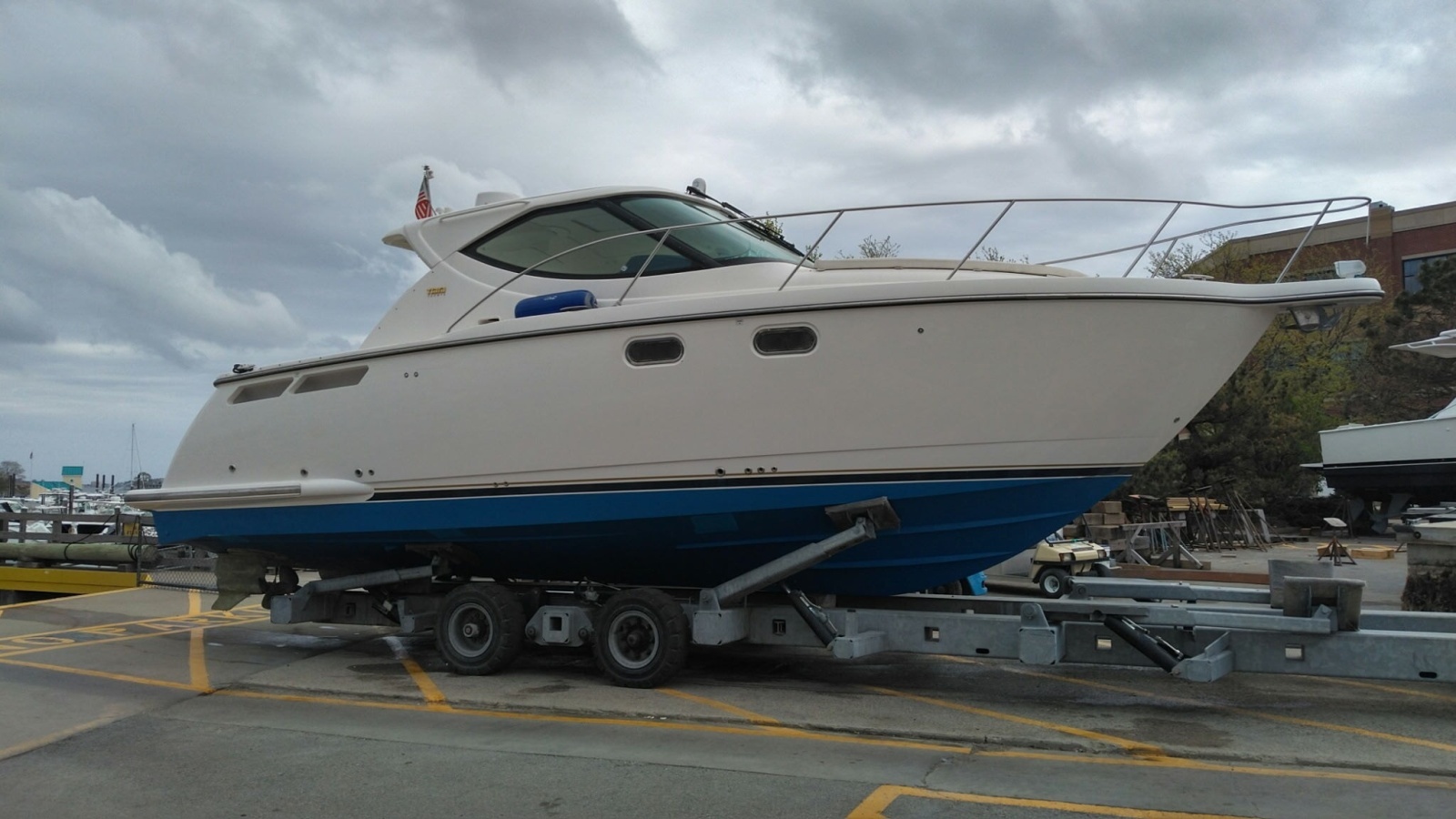 2009 Tiara Yachts 3500 Sovran