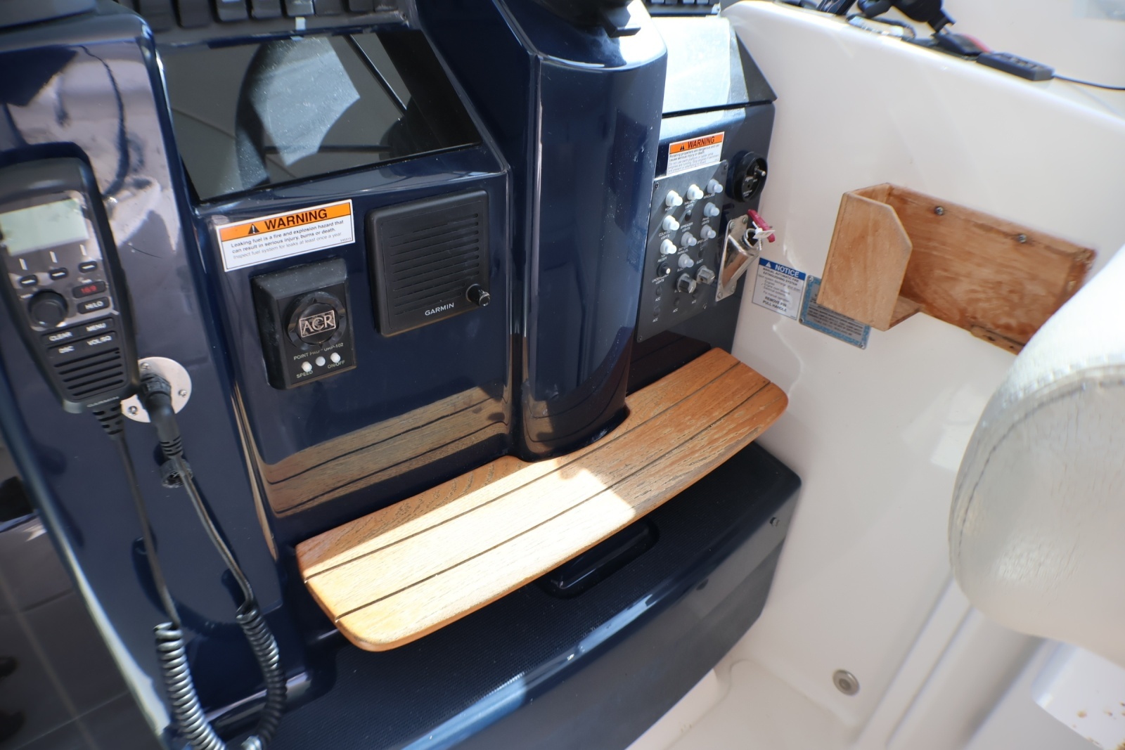 2009 Tiara Yachts 3500 Sovran