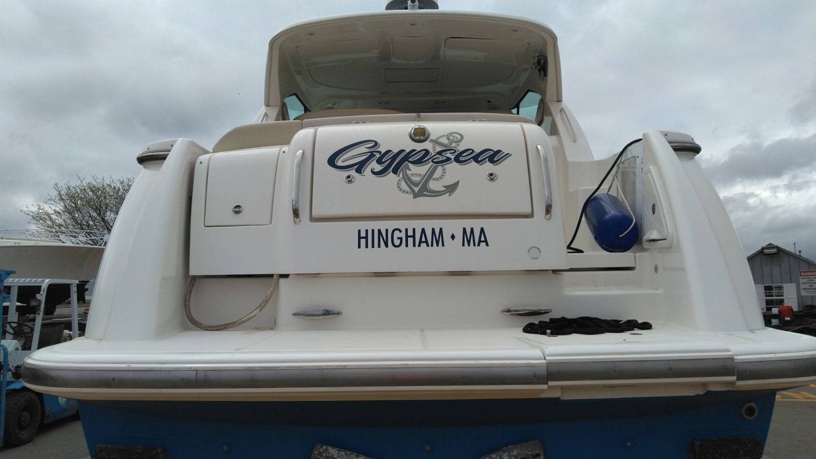 2009 Tiara Yachts 3500 Sovran