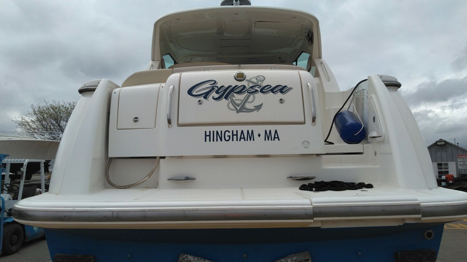 2009 Tiara Yachts 3500 Sovran