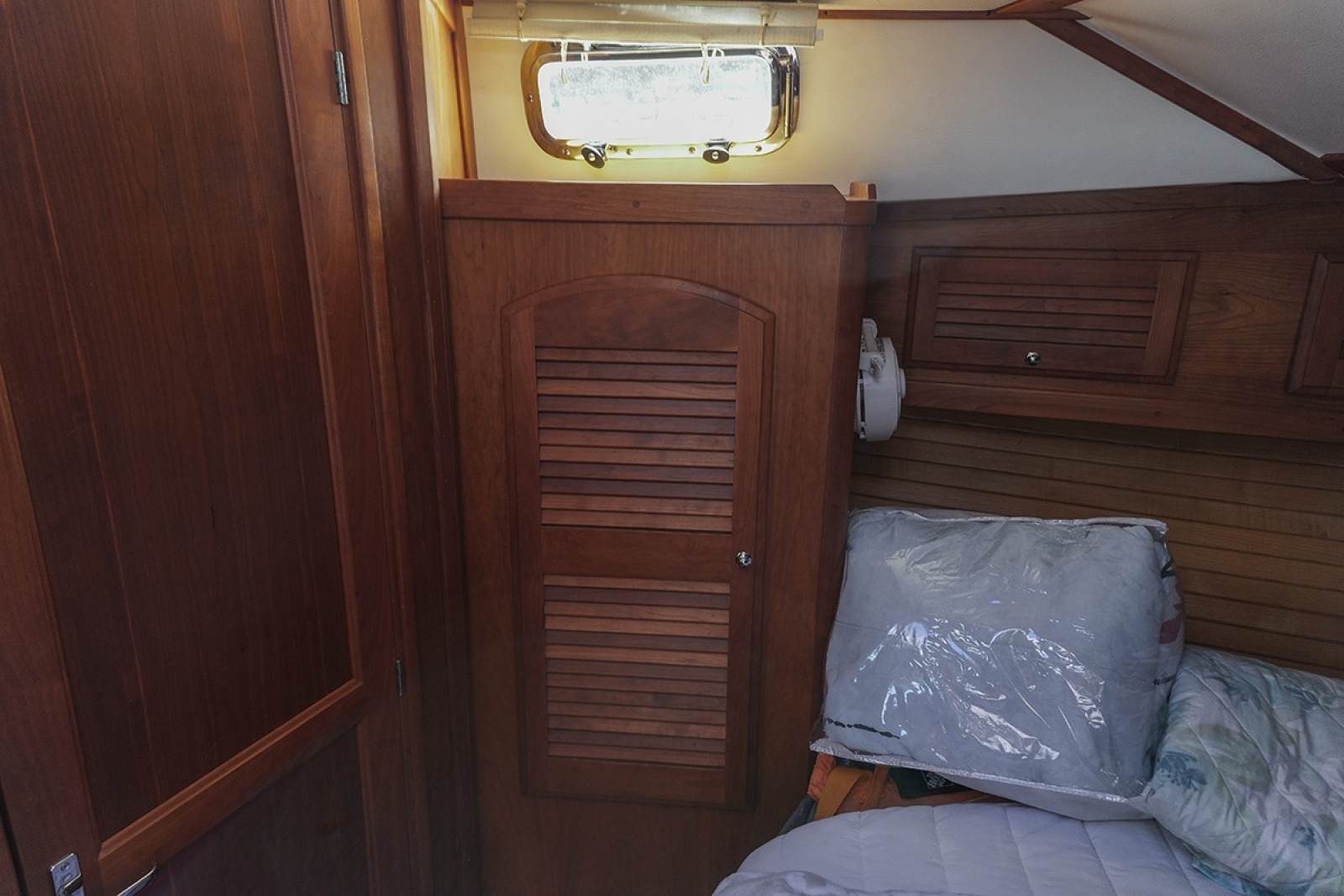 2006 Sabre 38 Hard Top Express