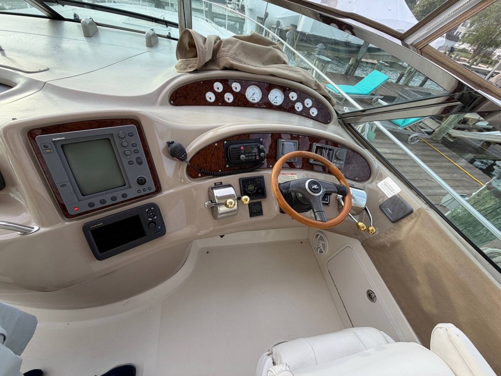 2000 Sea Ray Sundancer 460