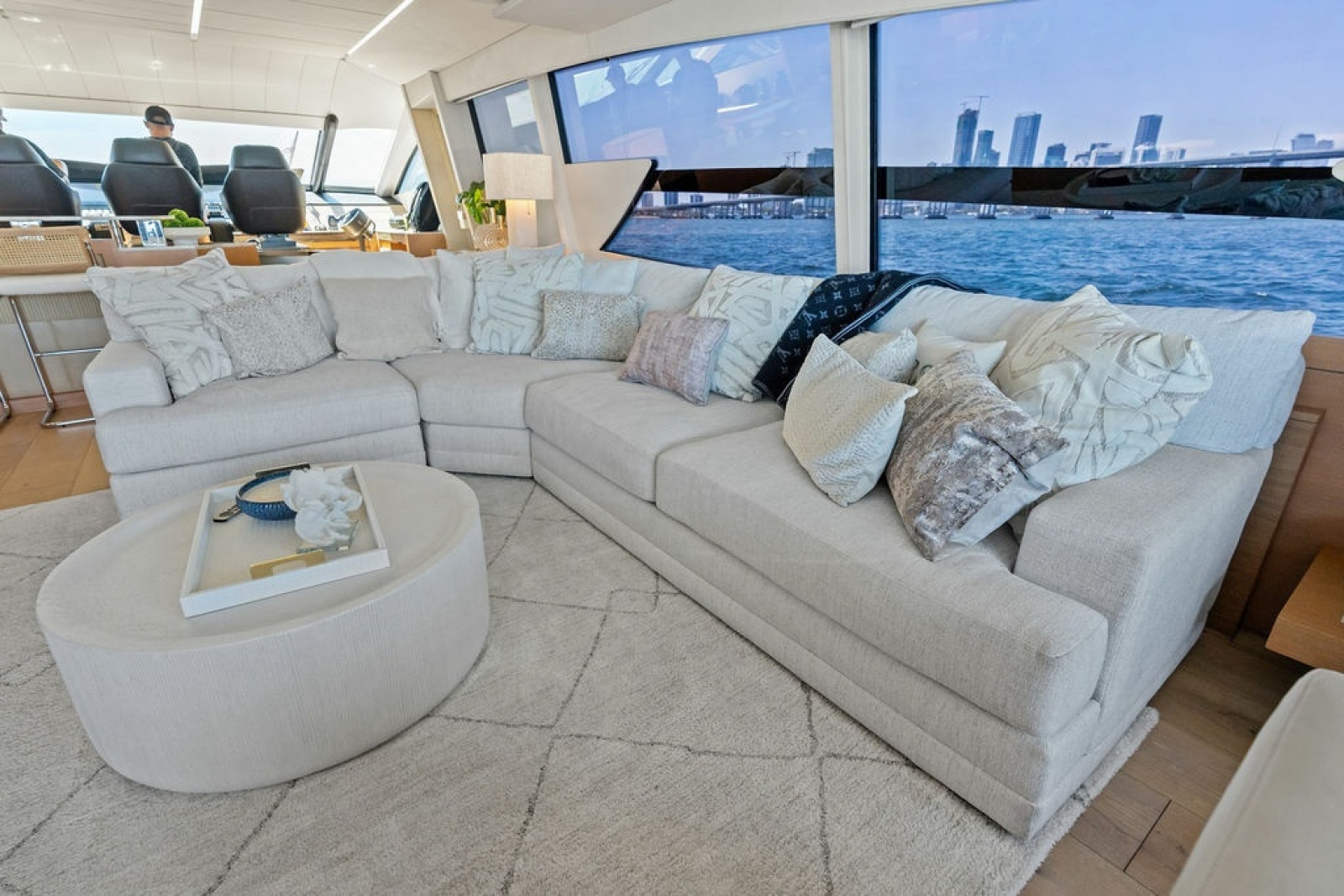 2012 Pershing 92